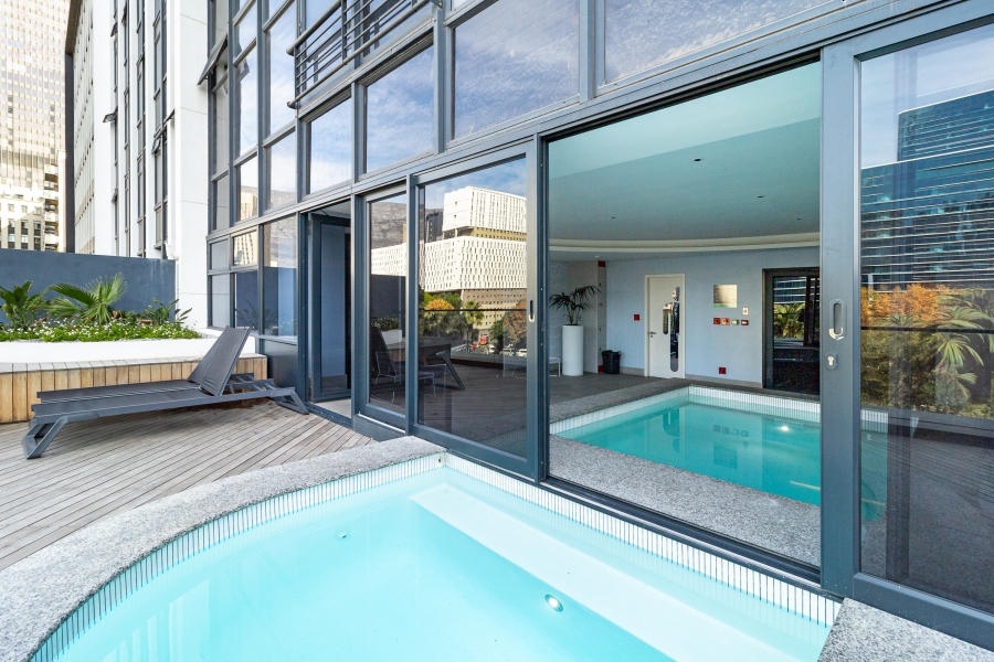 2 Bedroom Property for Sale in Cape Town City Centre Western Cape